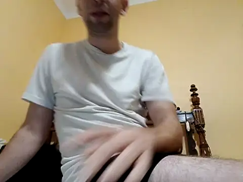 White rabbit  online show from October 30, 9:01 pm