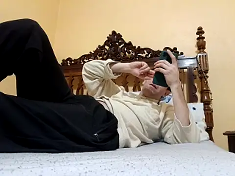 White rabbit  online show from December 20, 12:13 am