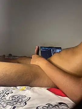 Snapshot of BigcockSlBoy chatting on February 4, 7:11 pm BigcockSlBoy online show from February 4, 7:11 pm