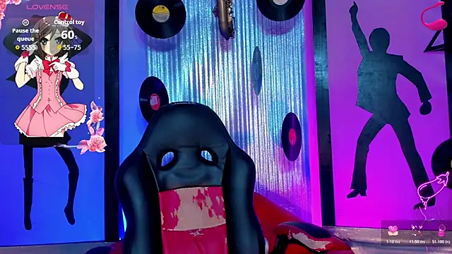 Snapshot of nickyminach_ chatting on May 28, 7:42 pm nickyminach online show from May 28, 7:42 pm