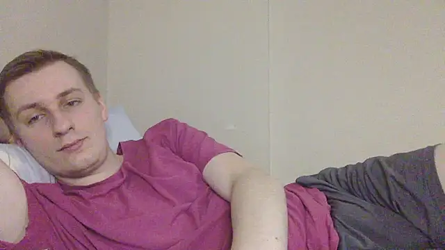 Snapshot of your_andy chatting on December 1, 6:58 am your andy online show from December 1, 6:58 am