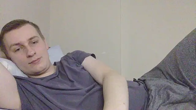 Snapshot of your_andy chatting on November 30, 8:26 am your andy online show from November 30, 8:26 am