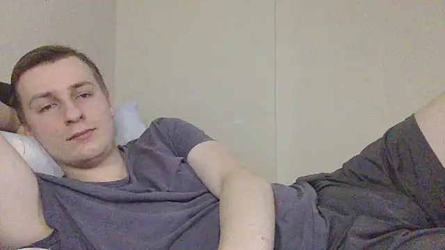 Snapshot of your_andy chatting on December 15, 7:47 am your andy online show from December 15, 7:47 am