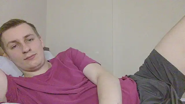 Snapshot of your_andy chatting on November 17, 7:23 am your andy online show from November 17, 7:23 am