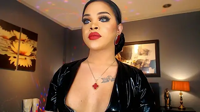 MarryQueen22 online show from March 11, 1:10 am