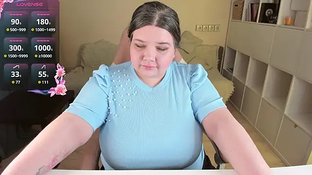 PlumPie online show from March 15, 11:12 pm