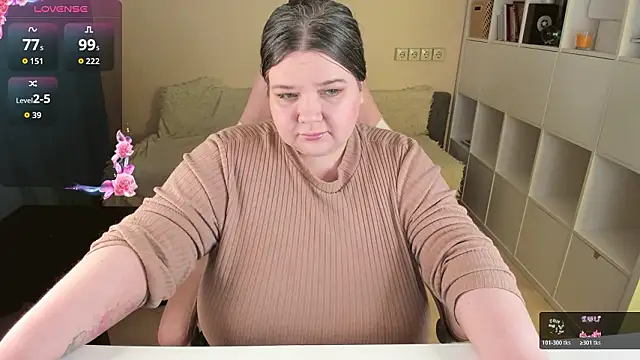 PlumPie online show from March 4, 2:30 am