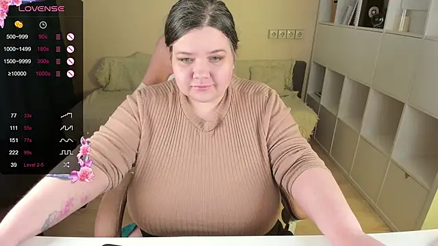 PlumPie online show from October 31, 10:27 pm