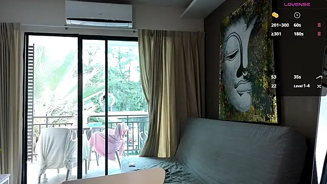 Snapshot of Cryptikov chatting on November 21, 5:39 am Cryptikov online show from November 21, 5:39 am