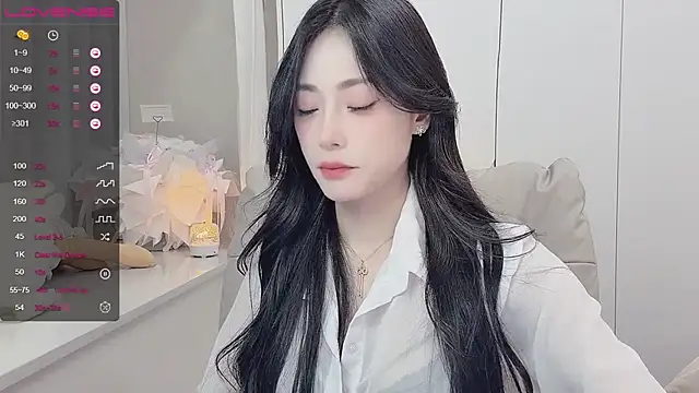 Snapshot of uuxiaocai chatting on May 13, 12:34 pm uuxiaocai online show from May 13, 12:34 pm