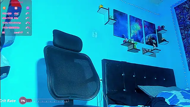 Snapshot of Techno_420_ chatting on November 21, 1:37 am Techno 420 online show from November 21, 1:37 am