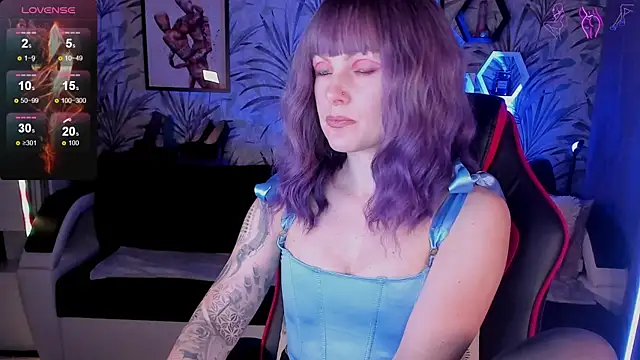 Snapshot of Devi_Evi chatting on December 16, 6:45 pm Devi Evi online show from December 16, 6:45 pm