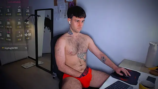 HonestAndrew online show from February 11, 8:36 am