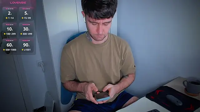 HonestAndrew online show from March 25, 9:08 am