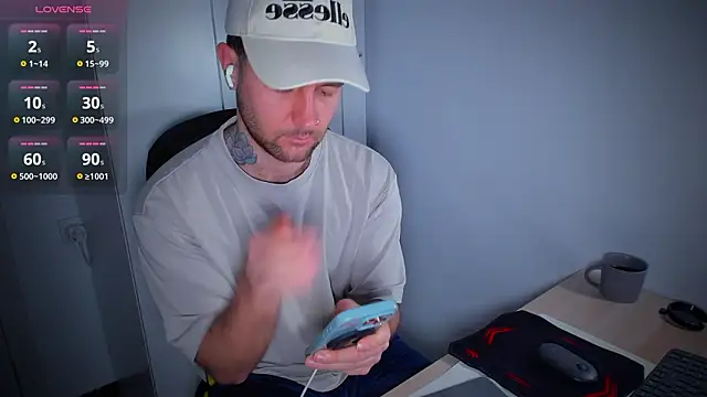 HonestAndrew online show from March 23, 4:56 am