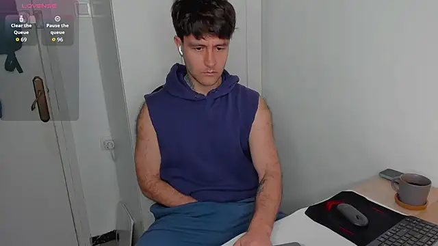 HonestAndrew online show from April 5, 7:59 am