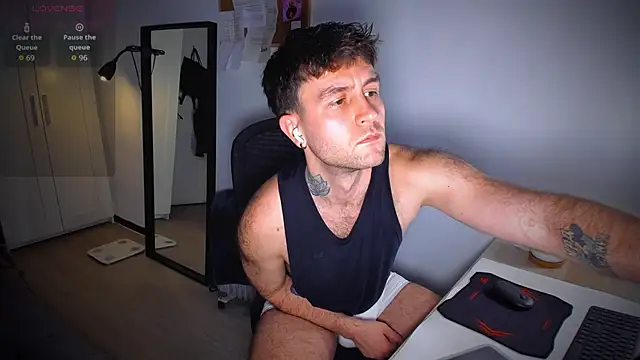 HonestAndrew online show from February 12, 8:03 am