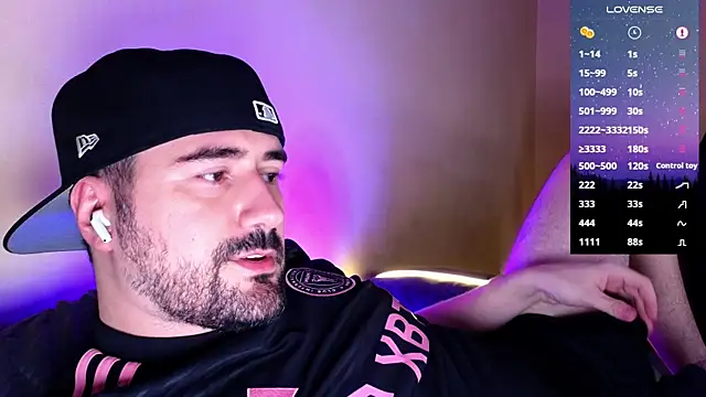 Snapshot of DominantTheo chatting on February 20, 3:12 am DominantTheo online show from February 20, 3:12 am