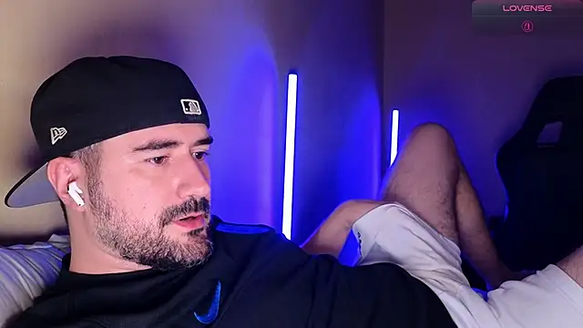 DominantTheo online show from March 24, 2:55 am