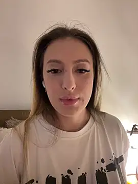 Snapshot of Eva_Ryen chatting on November 14, 5:27 pm Eva Ryen online show from November 14, 5:27 pm