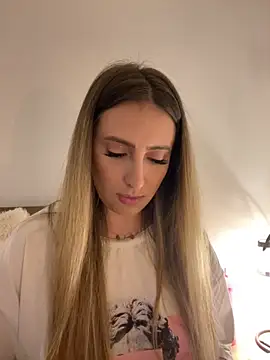 Snapshot of Eva_Ryen chatting on November 20, 5:13 pm Eva Ryen online show from November 20, 5:13 pm