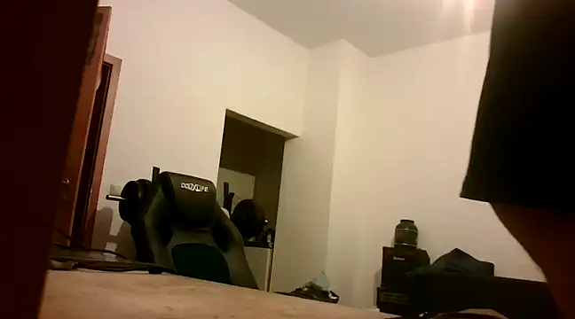 Snapshot of Superbearc89 chatting on December 19, 11:46 pm Superbearc89 online show from December 19, 11:46 pm
