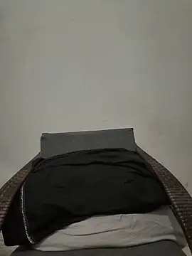 VIC22SECRET online show from June 18, 1:04 am