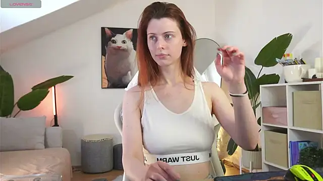 doll lesli online show from March 15, 1:18 pm