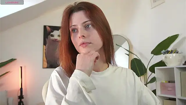 doll lesli online show from February 28, 1:00 pm