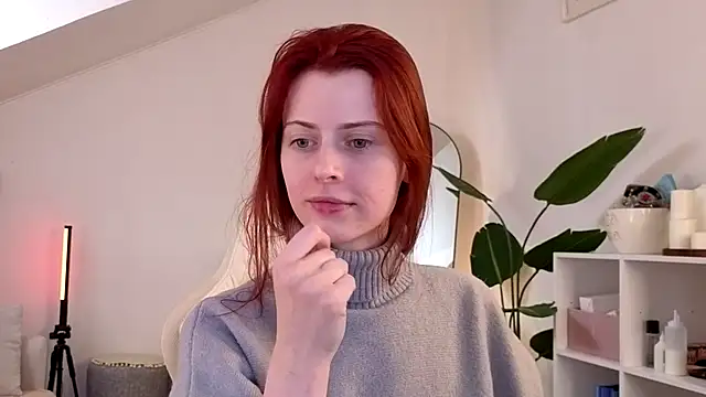 doll lesli online show from December 19, 9:22 am