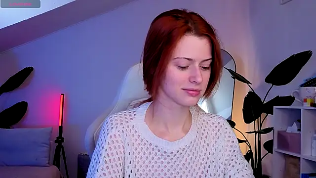 Snapshot of doll_lesli chatting on November 29, 10:04 am doll lesli online show from November 29, 10:04 am