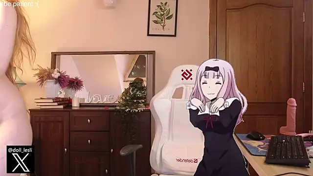 Snapshot of doll_lesli chatting on March 18, 5:23 pm doll lesli online show from March 18, 5:23 pm