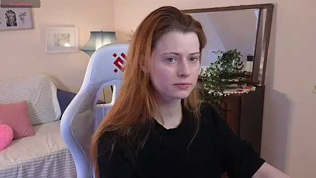 Snapshot of doll_lesli chatting on March 22, 2:36 pm doll lesli online show from March 22, 2:36 pm