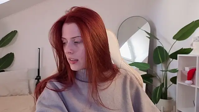 doll lesli online show from December 17, 9:36 am