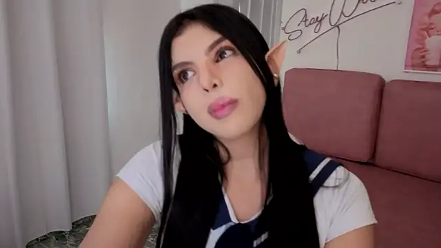 Snapshot of Adele_LatinLady chatting on October 1, 9:07 pm Adele LatinLady online show from October 1, 9:07 pm