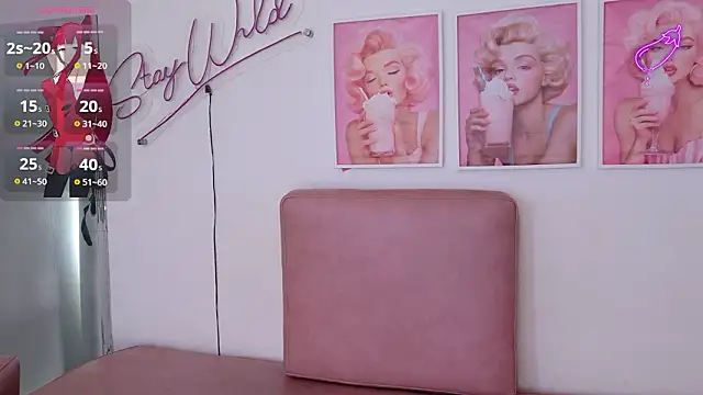 Adele LatinLady online show from February 7, 9:12 pm