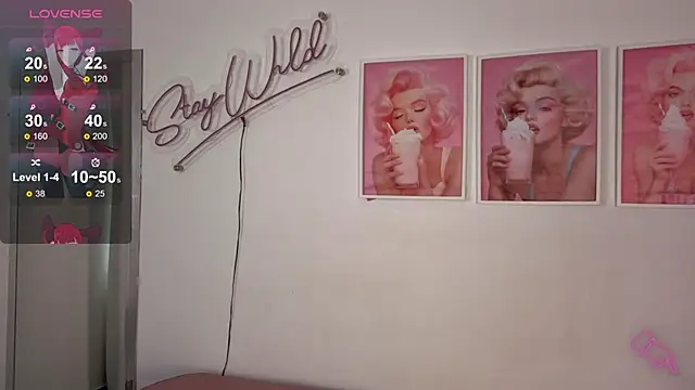 Adele LatinLady online show from November 19, 9:37 pm