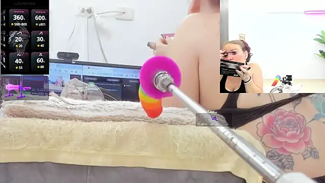 Paulina Davis  online show from January 17, 11:08 pm