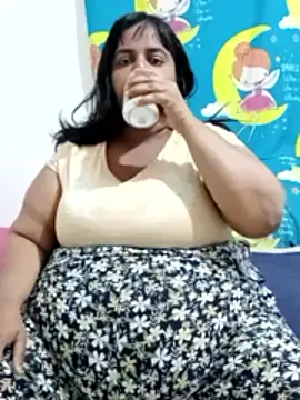 SusanaEshwar online show from May 13, 6:59 pm