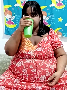 SusanaEshwar online show from February 14, 10:43 pm