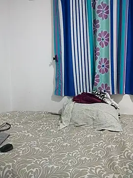 Snapshot of SusanaEshwar chatting on July 8, 6:41 pm SusanaEshwar online show from July 8, 6:41 pm