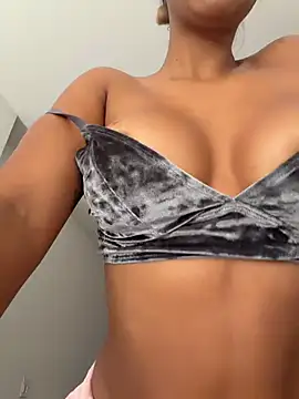 Victoriasant online show from April 4, 6:58 pm