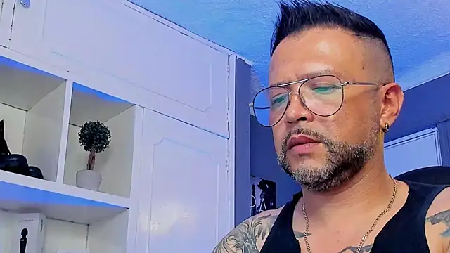 MrFrank tattoo online show from March 15, 10:22 pm