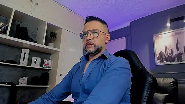 MrFrank tattoo online show from October 7, 2:18 pm