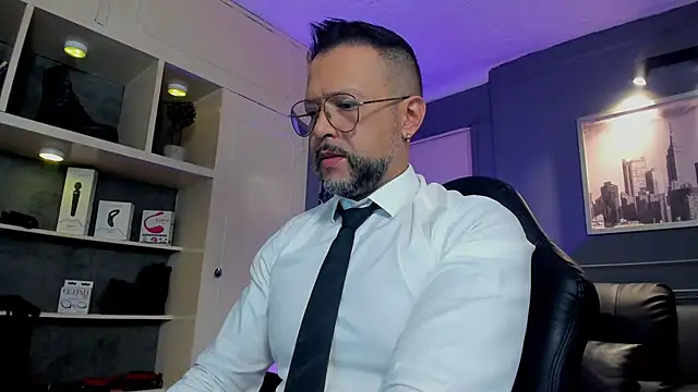 MrFrank tattoo online show from November 22, 12:15 pm