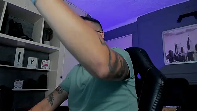 MrFrank tattoo online show from September 23, 1:01 am