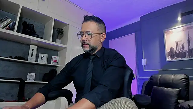 MrFrank tattoo online show from October 30, 11:19 am