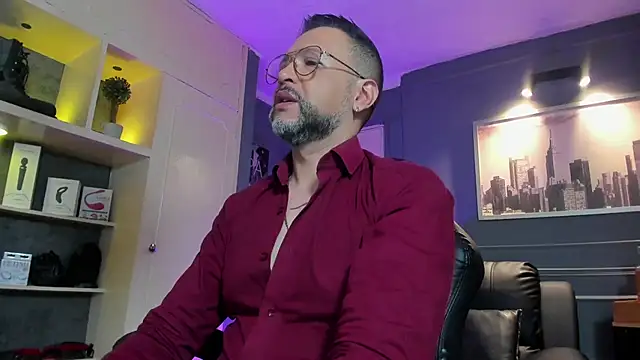 MrFrank tattoo online show from February 19, 11:40 am