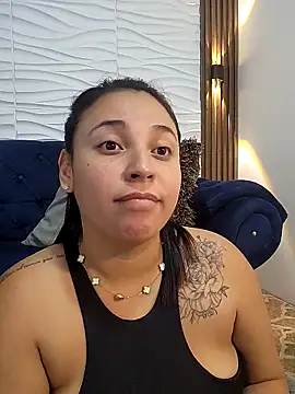 LizzRouse online show from March 21, 8:35 pm