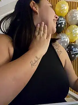 LizzRouse online show from February 17, 11:40 am